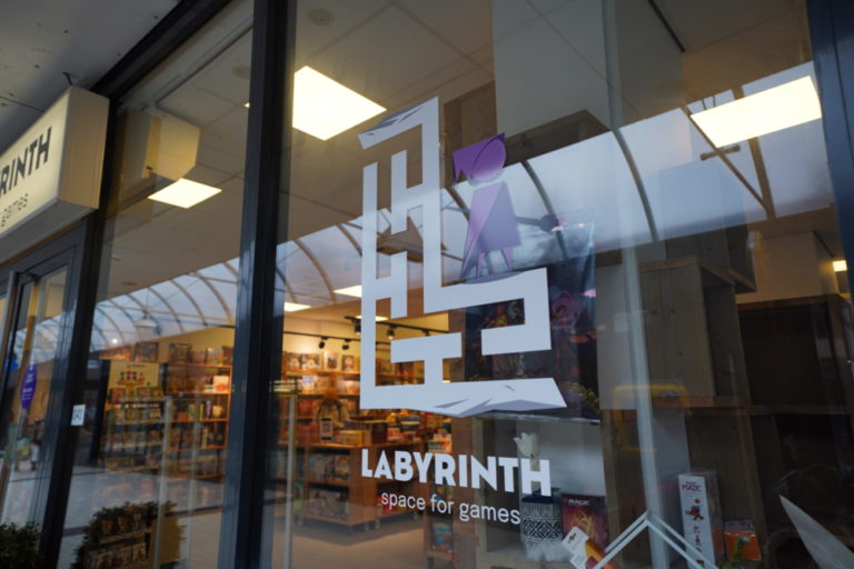 Labyrinth Tilburg - Winkel zijkant